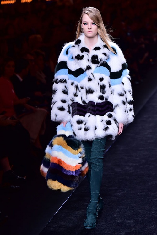 A creation for fashion house Fendi seen at autumn/winter 2016 Milan Fashion Week (Credit: AFP Photo/ Giuseppe Cacace